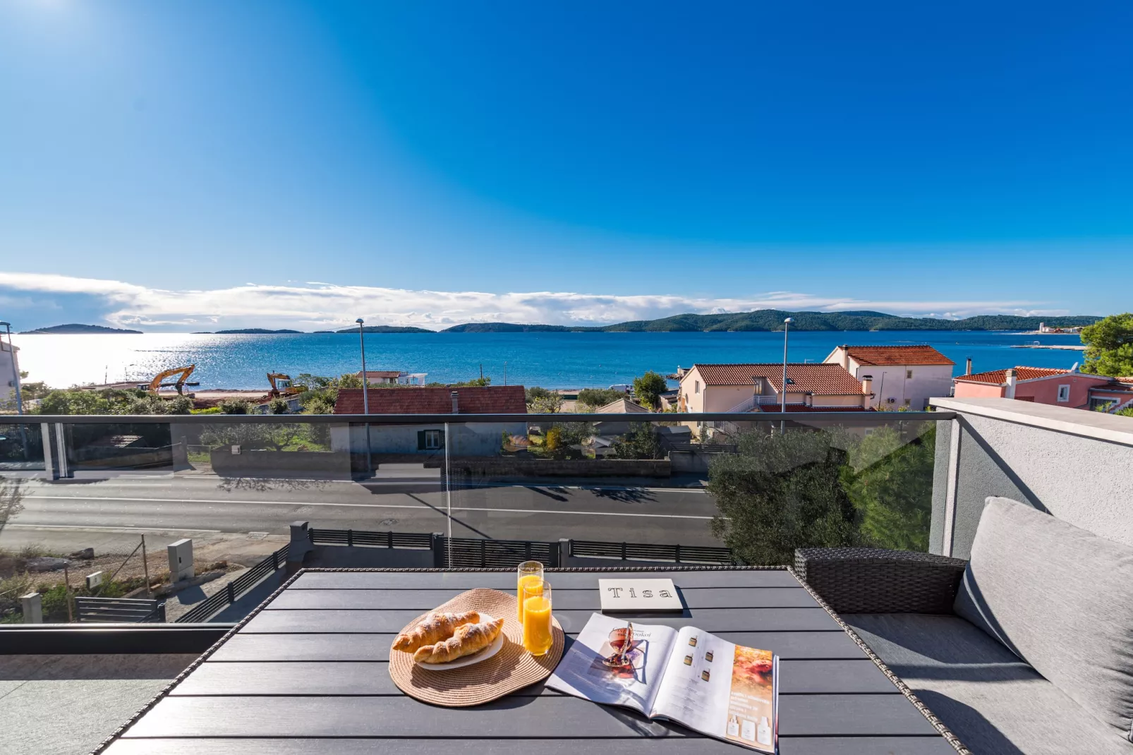 Luxury Apartment Tisa - three bedroom apartment-Terrasbalkon