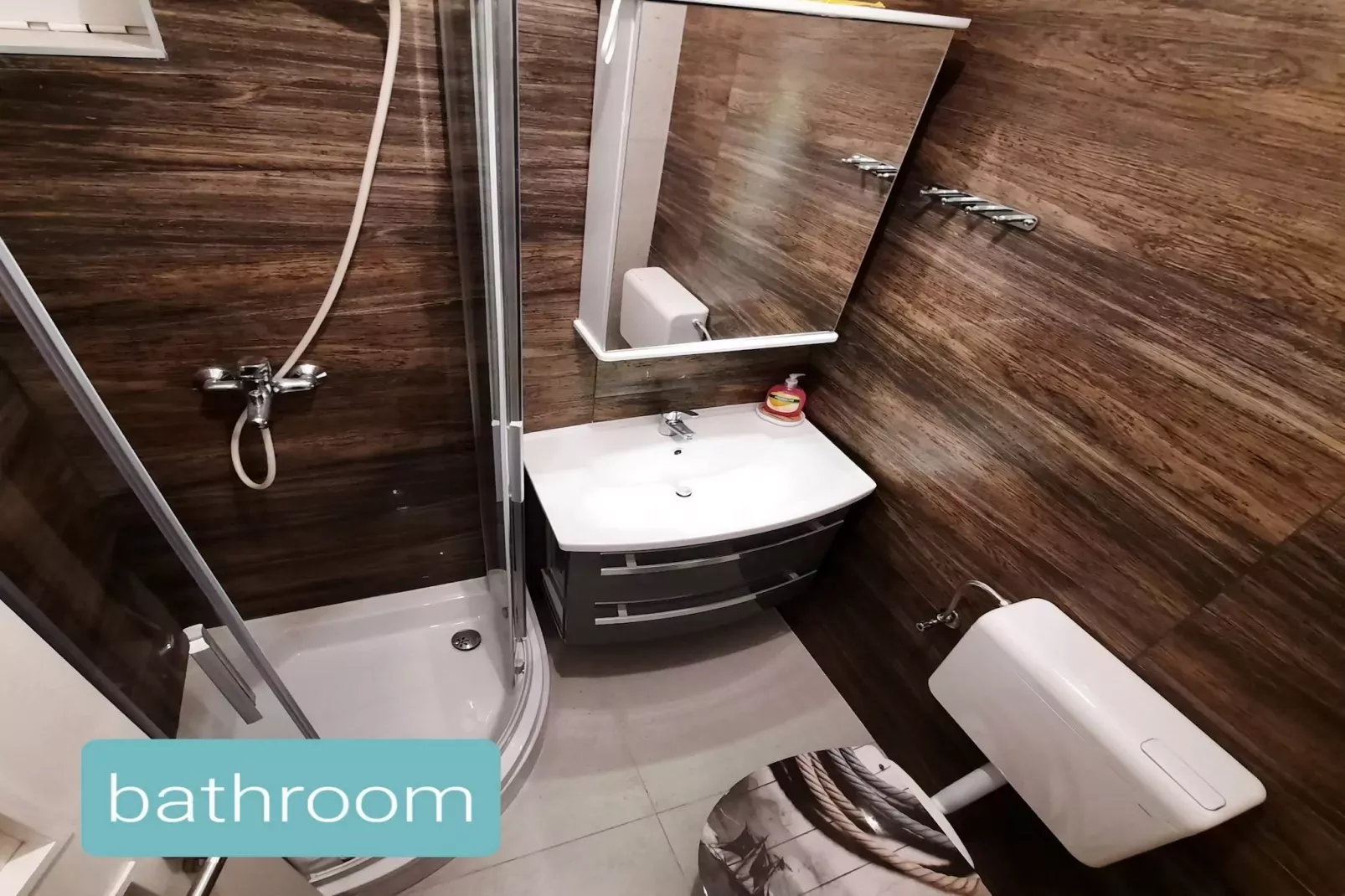 Apartment Rustica - Two bedroom apartment-Badkamer