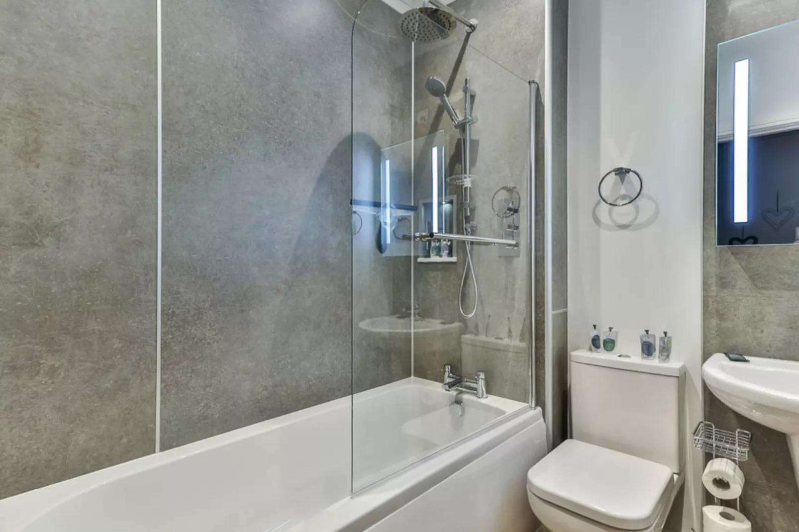 Belle House, Apt 5-Badkamer