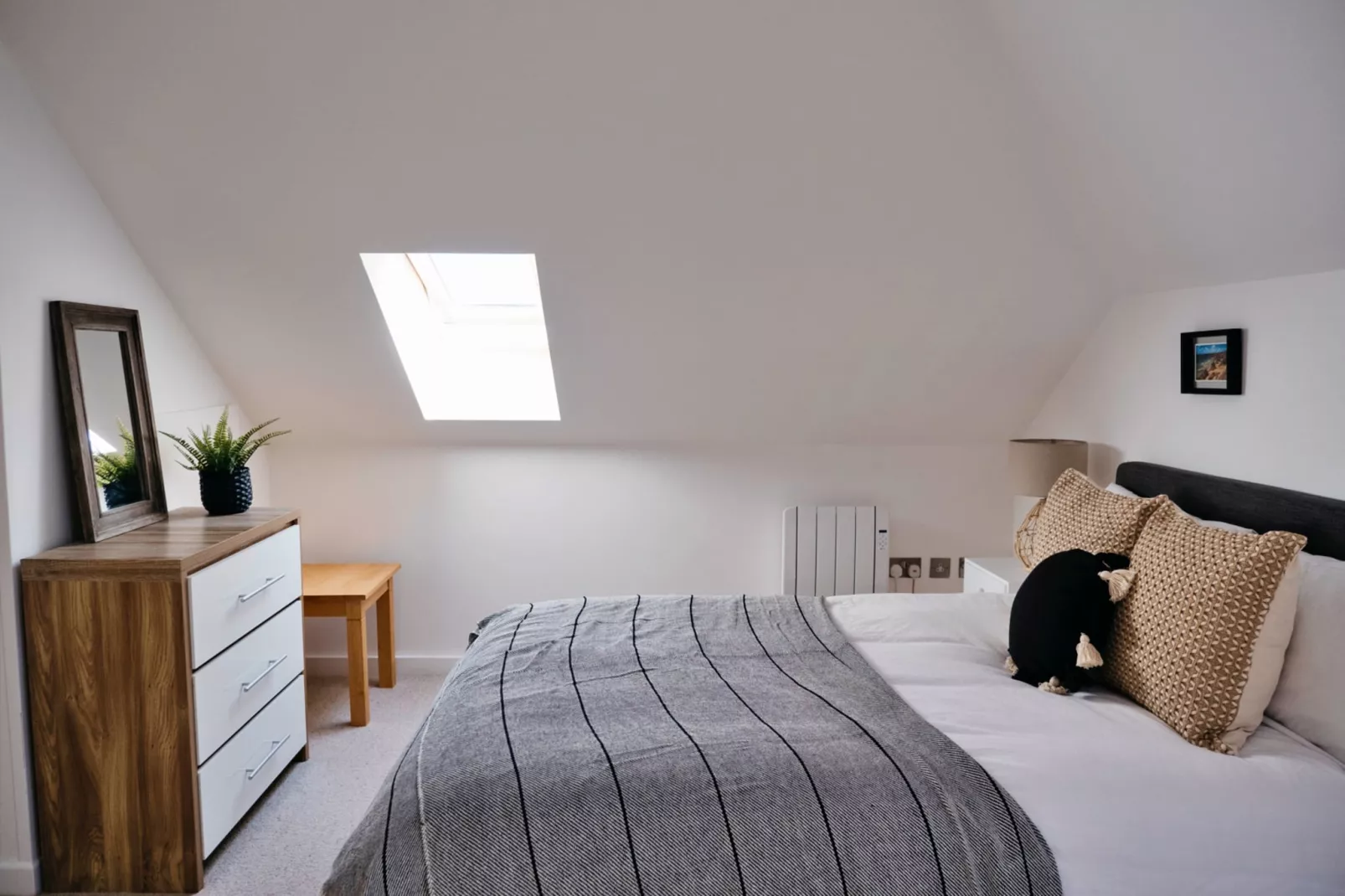 Tolcarne Stay - Luxury Newquay Apartment-Slaapkamer
