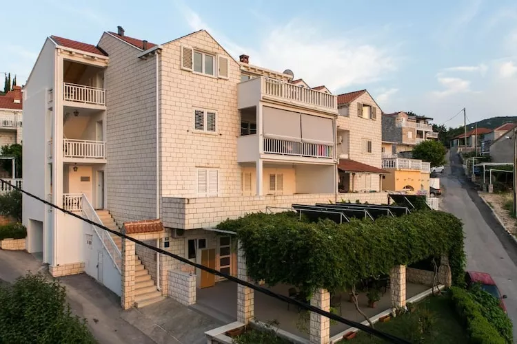 Apartments Villa Dubrovnik - Comfort Studio Apartment with Terrace and Sea View-Buitenlucht