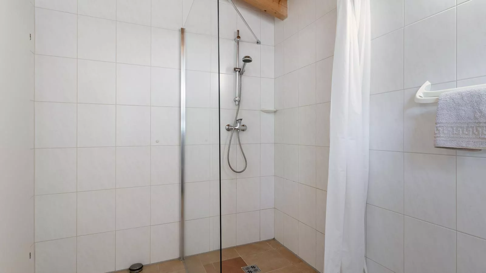 Haus Oliver 2-Badkamer