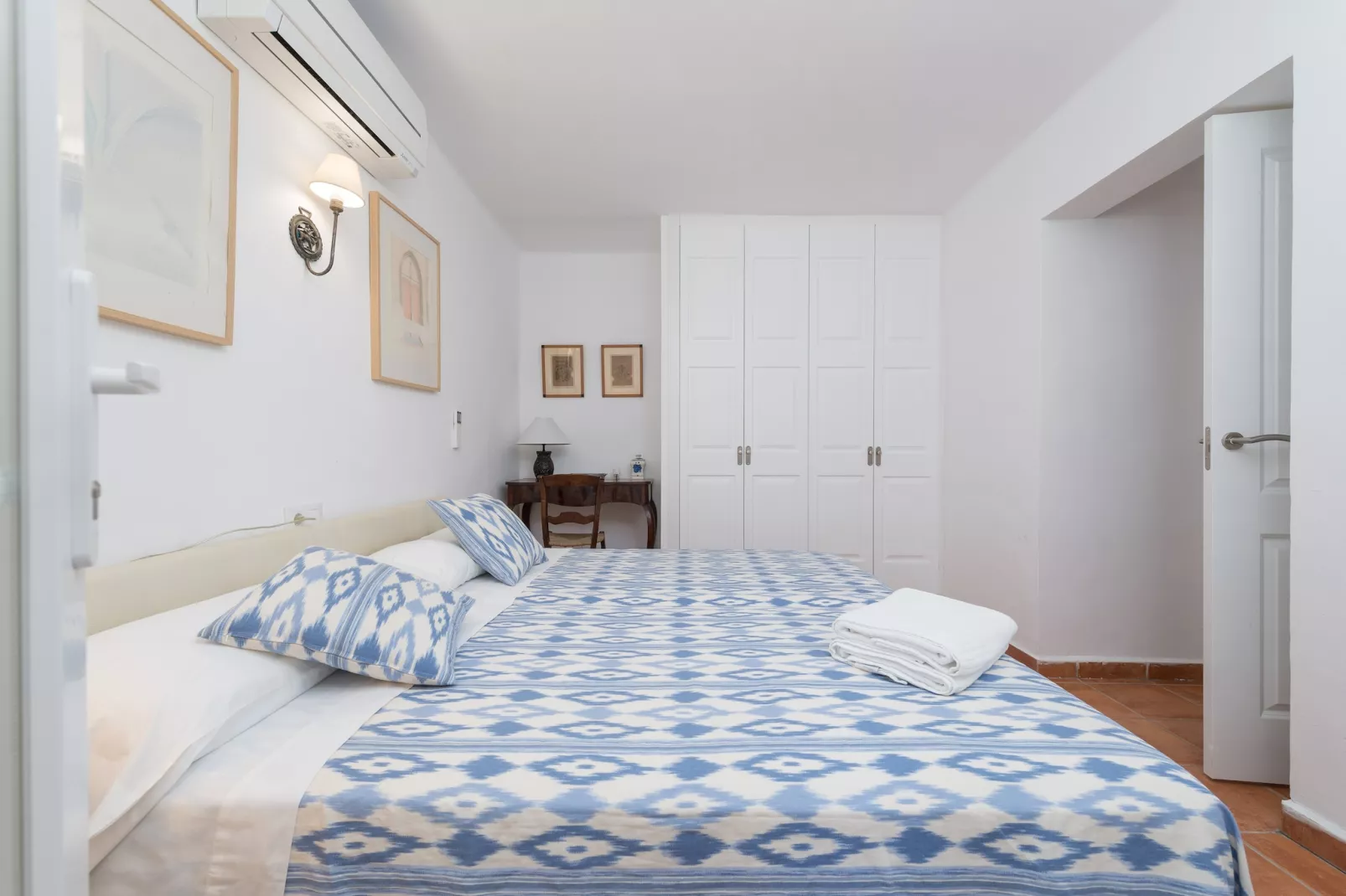Villa Herdain-Image-tags.