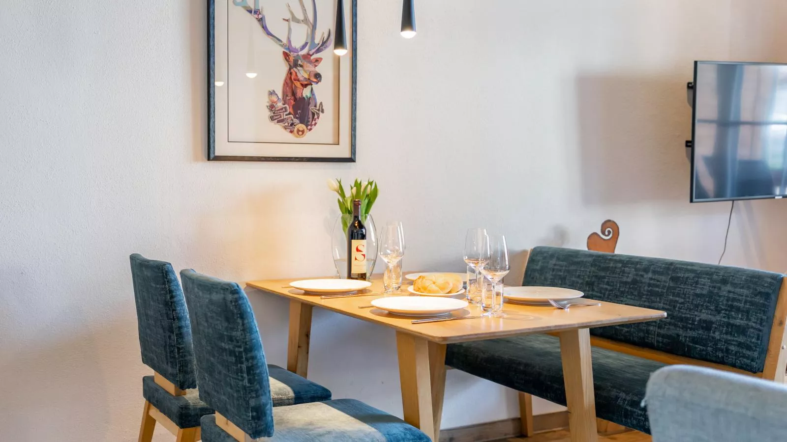 Tauern Suites Mitterwirt TOP 323-Eetkamer