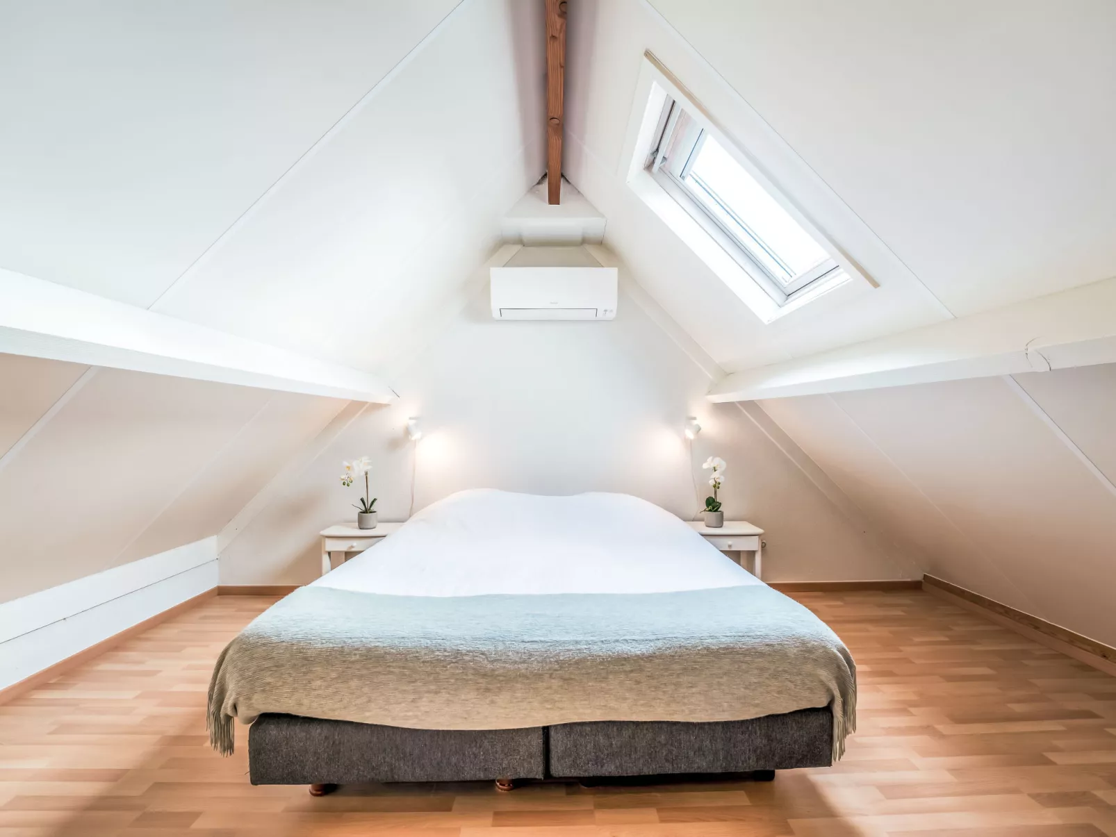 Il Passimento with parking and airco-Binnen