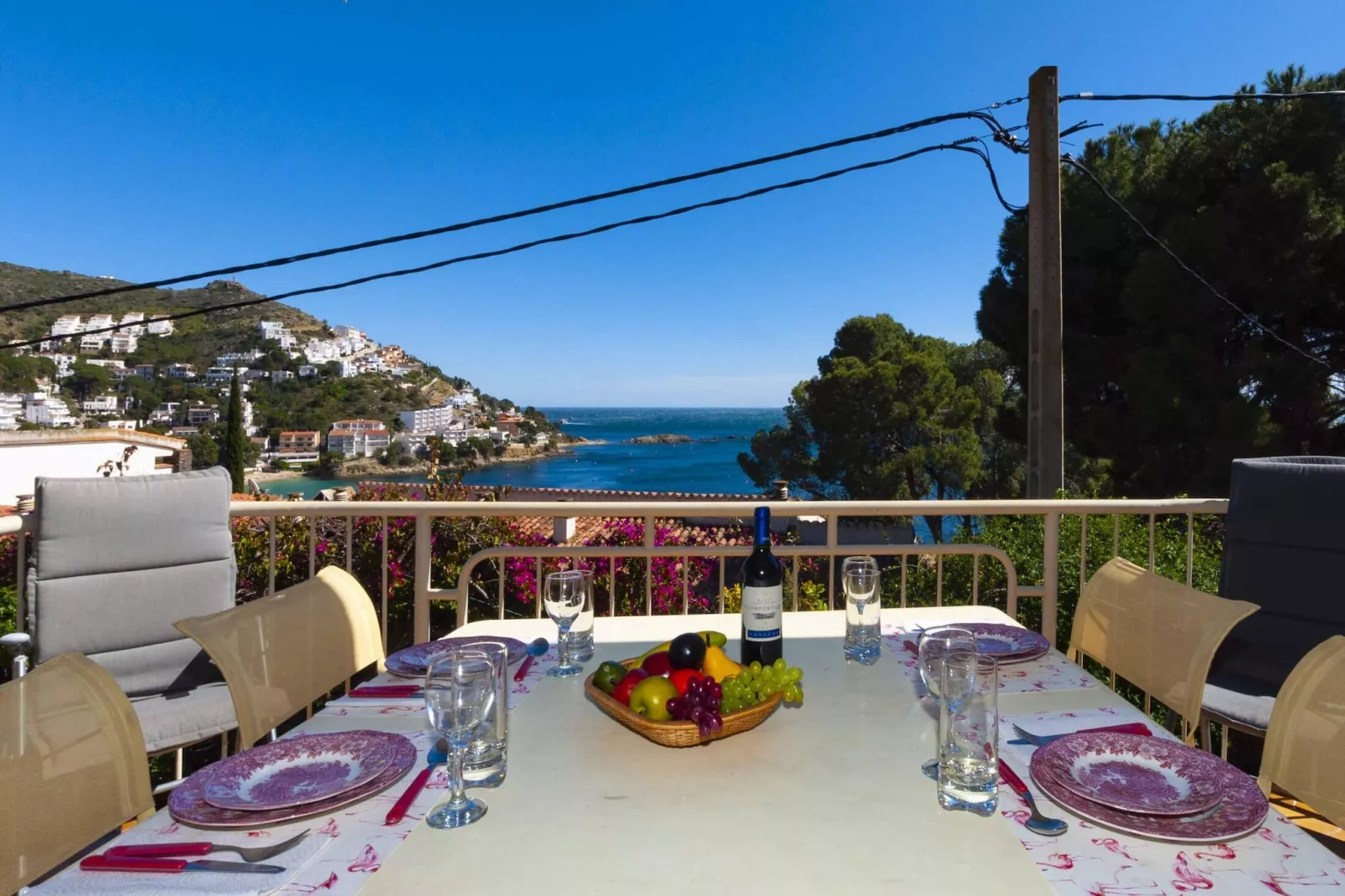 1233 VILA NEUS con piscina-Terrasbalkon