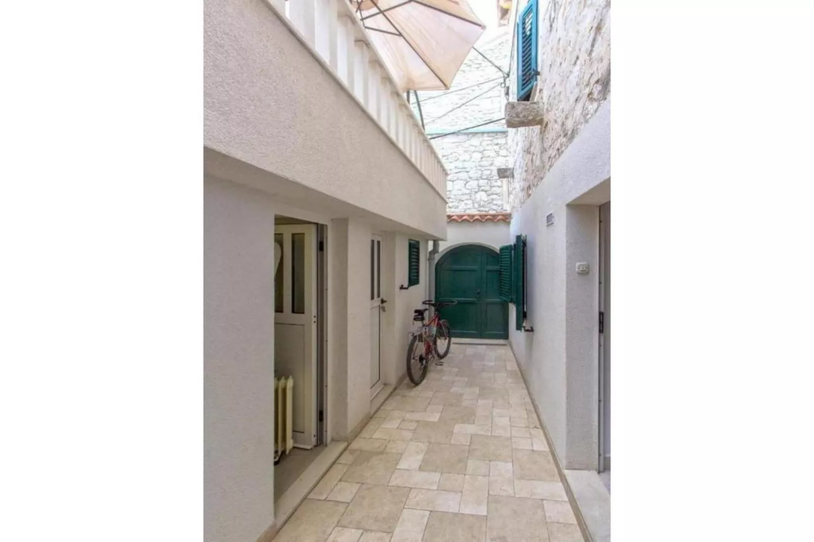 Apartment Primosten Center-Terrasbalkon