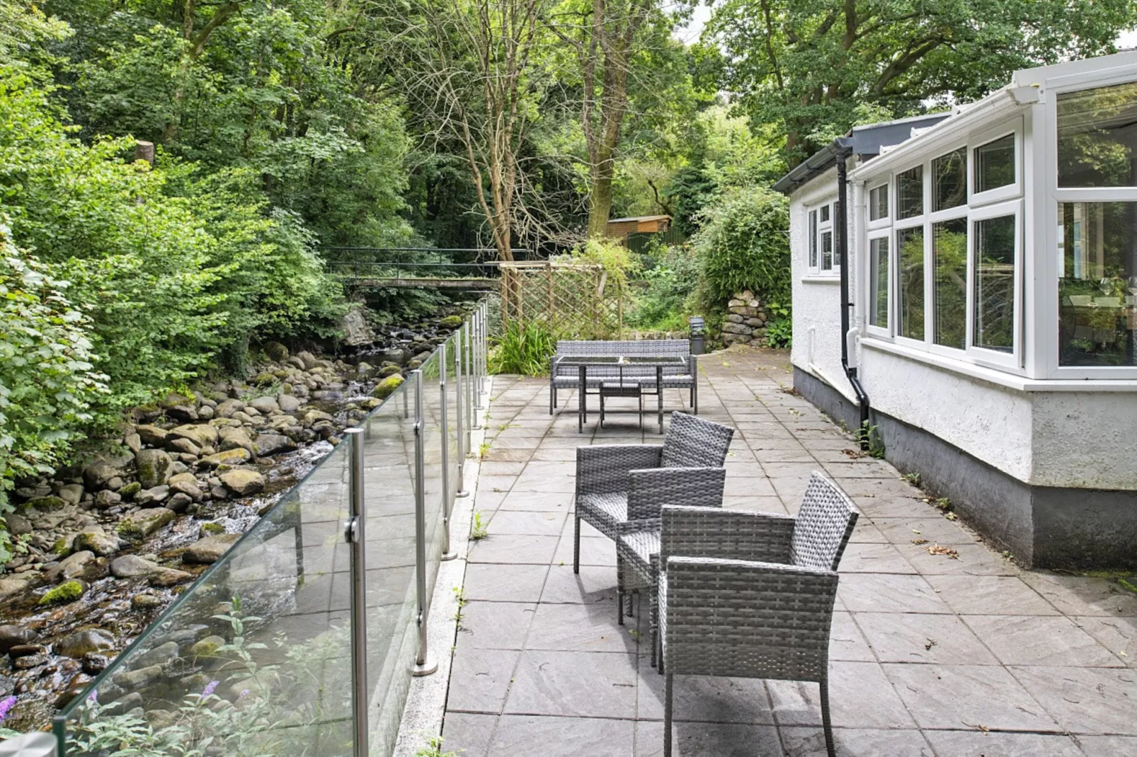 Nant Cottage-Tuinen zomer