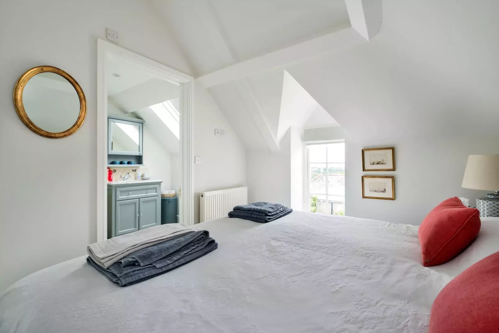 Coach House Wellbeing Retreat-Slaapkamer