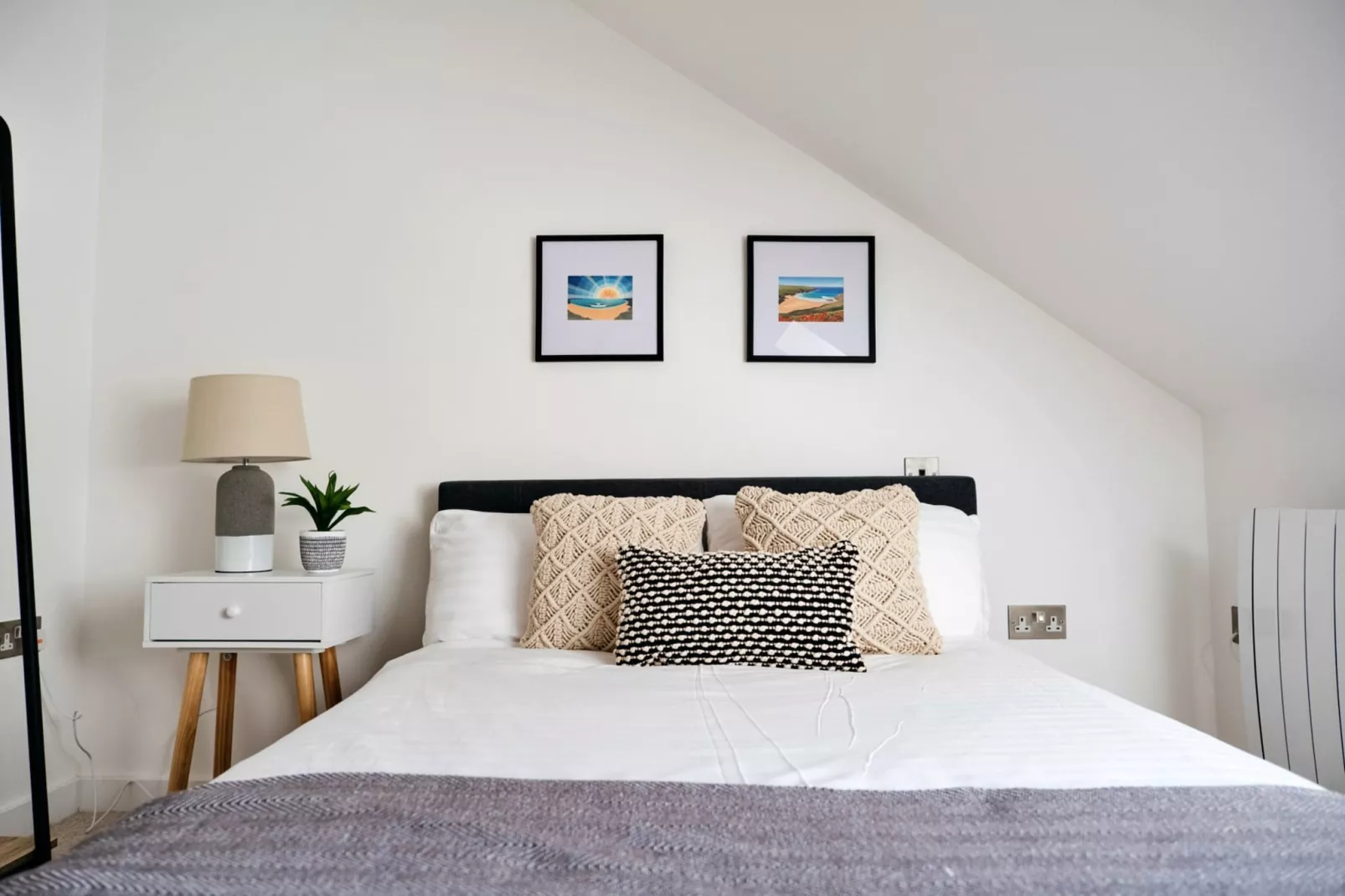 Tolcarne Stay - Luxury Newquay Apartment-Slaapkamer