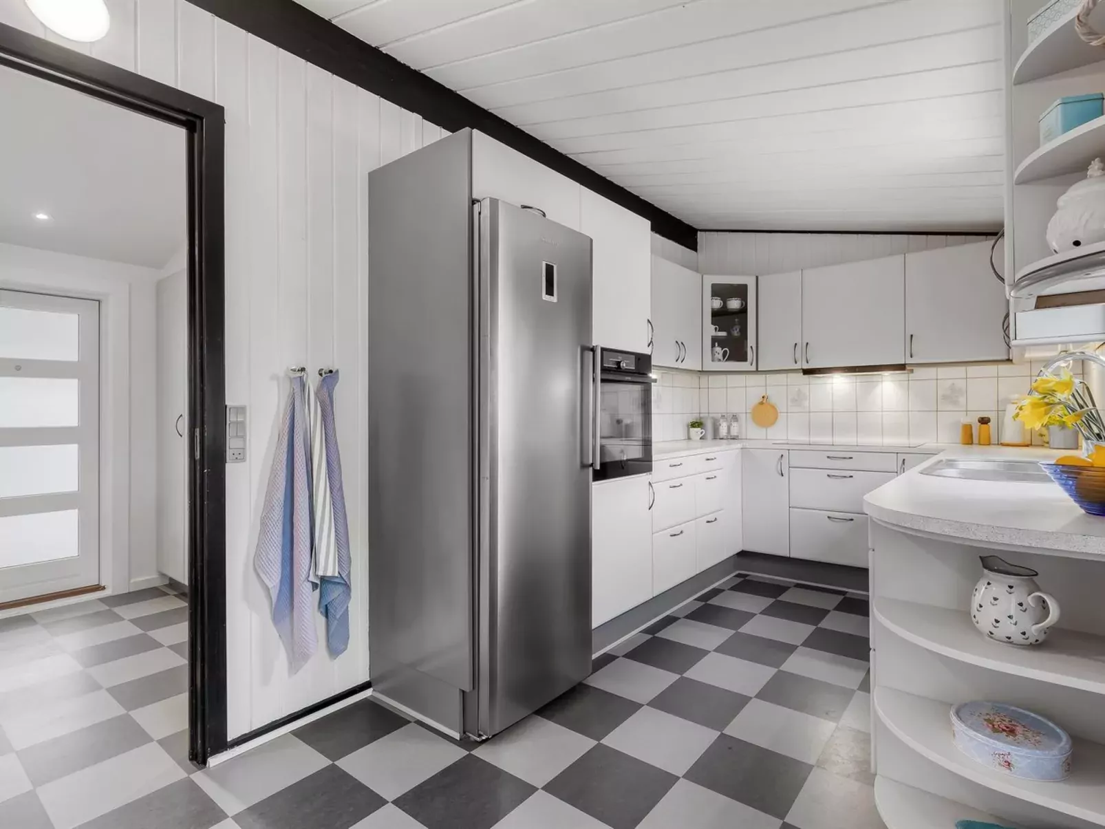 "Etly" - 900m from the sea-Binnen