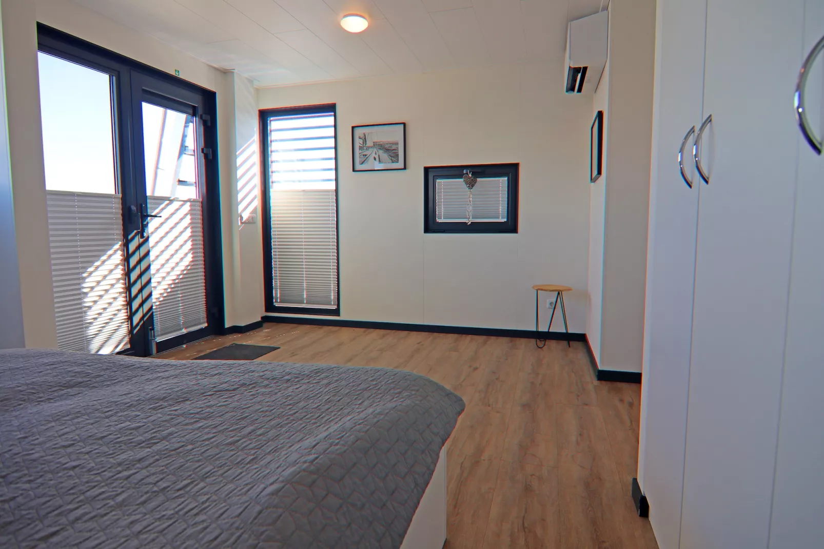 Hausboot Family & Friends mit Hund LP 10 / 1-2 Personen-Slaapkamer