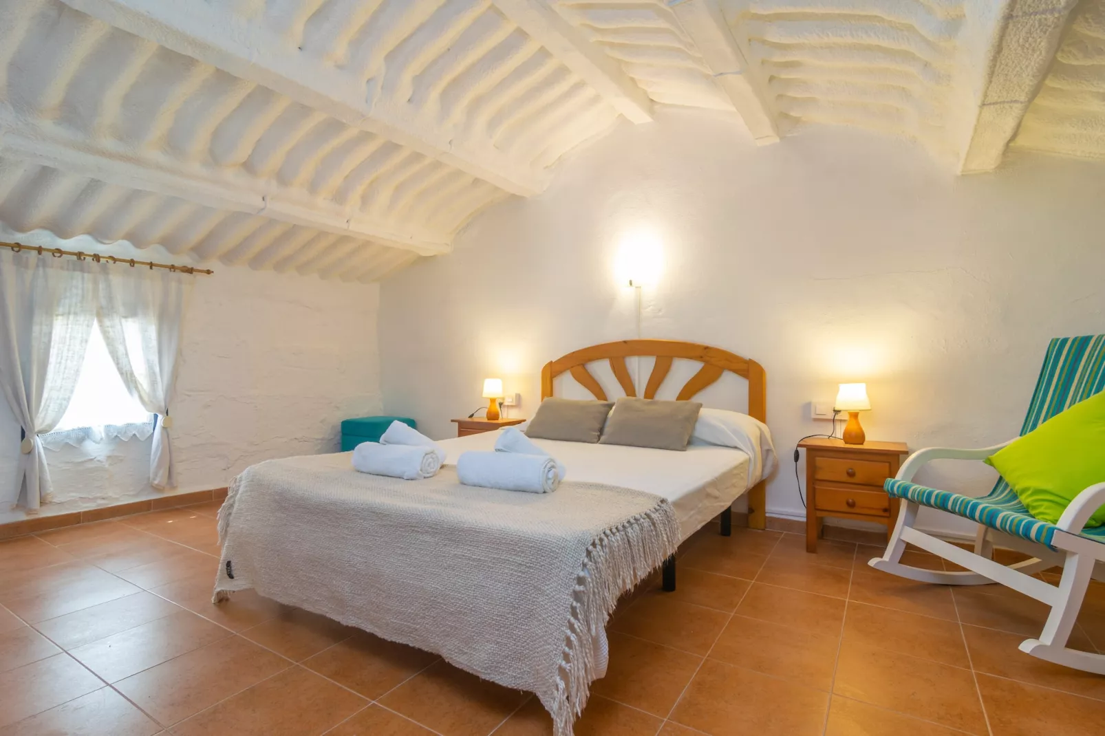 Casa Dina-Image-tags.