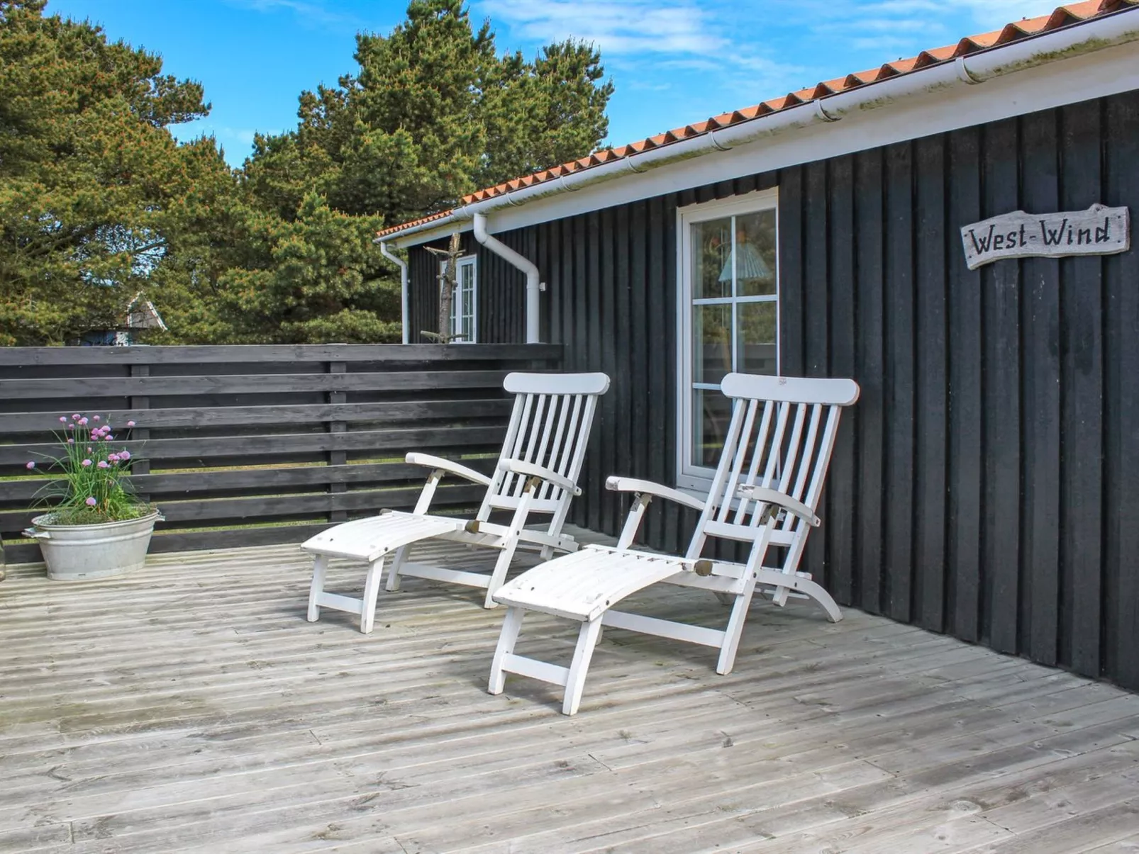 "Neija" - 800m from the sea
