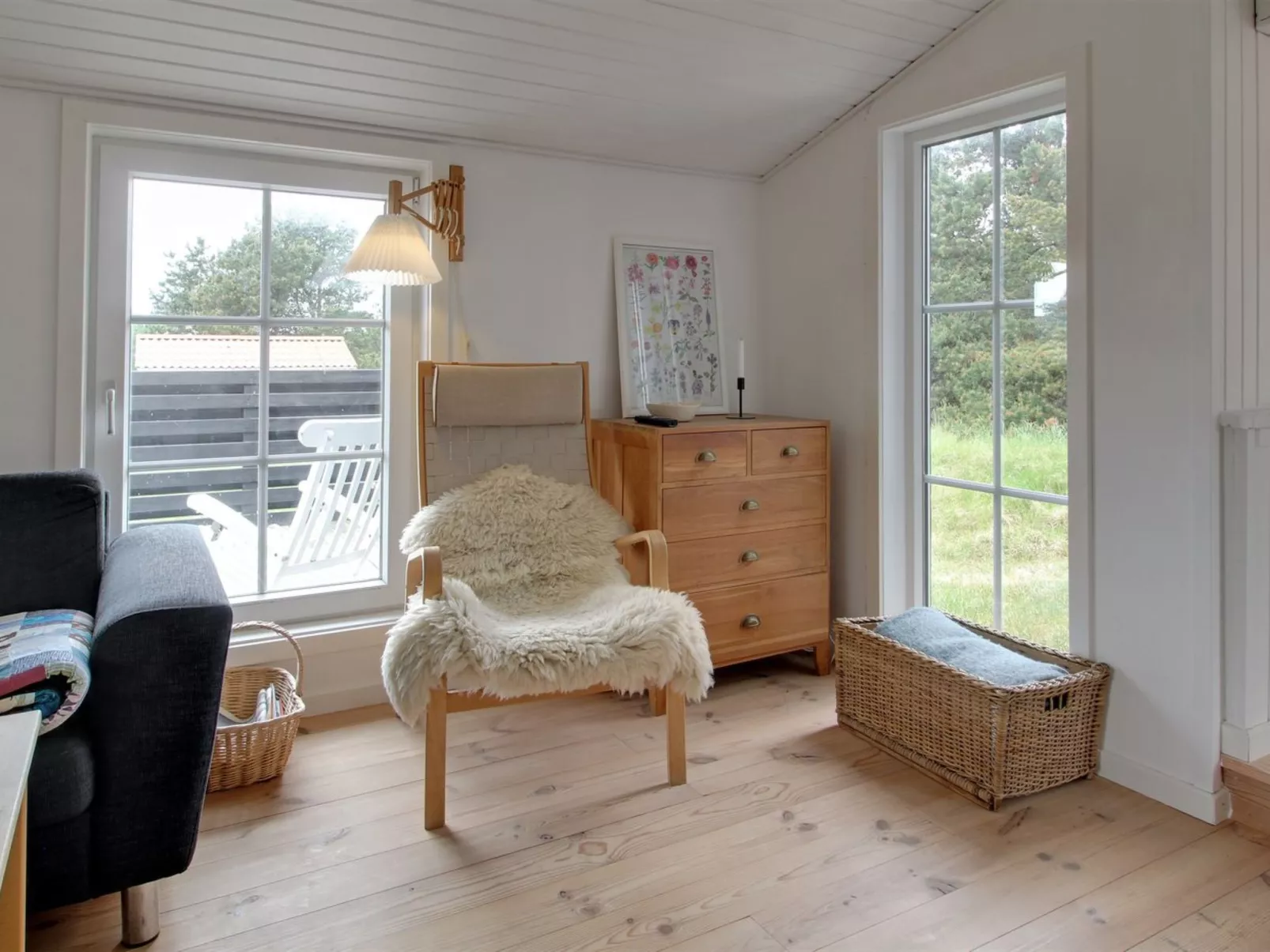 "Neija" - 800m from the sea-Binnen