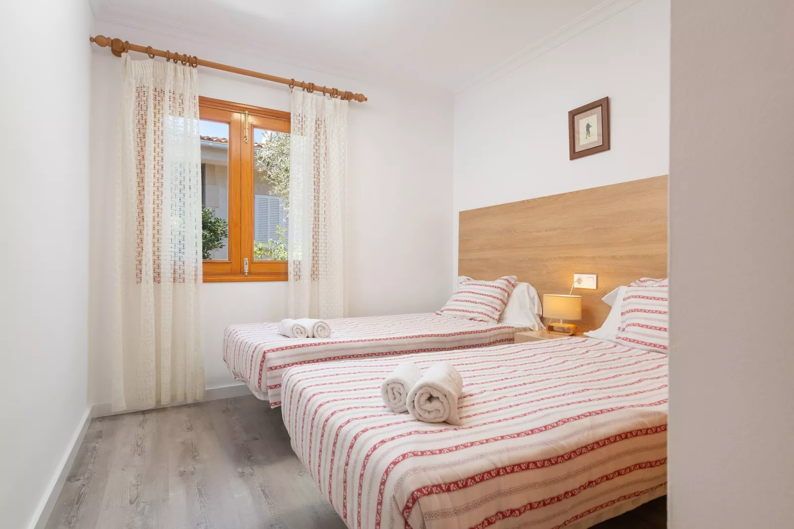 Villa Canta-Image-tags.