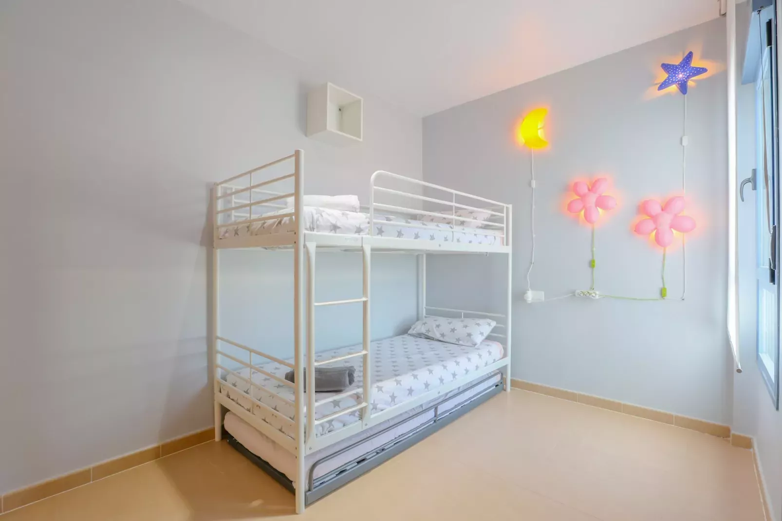 Villablanca Home-Image-tags.