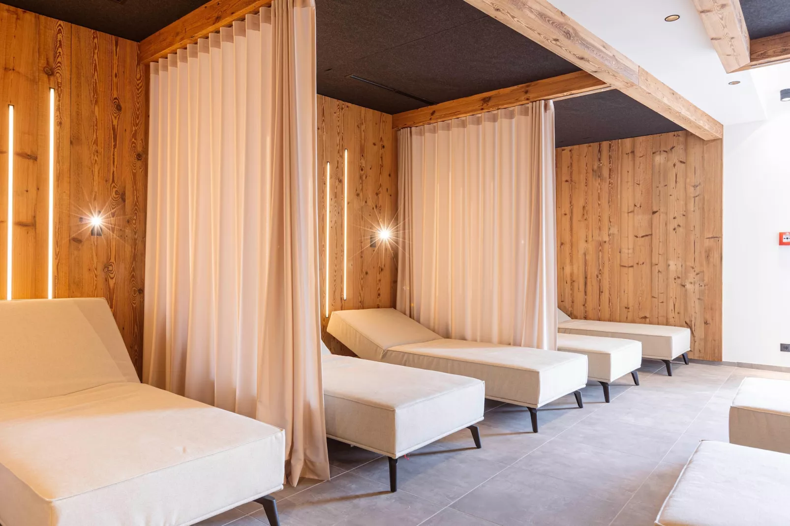 Fiss Suites 9-Wellness