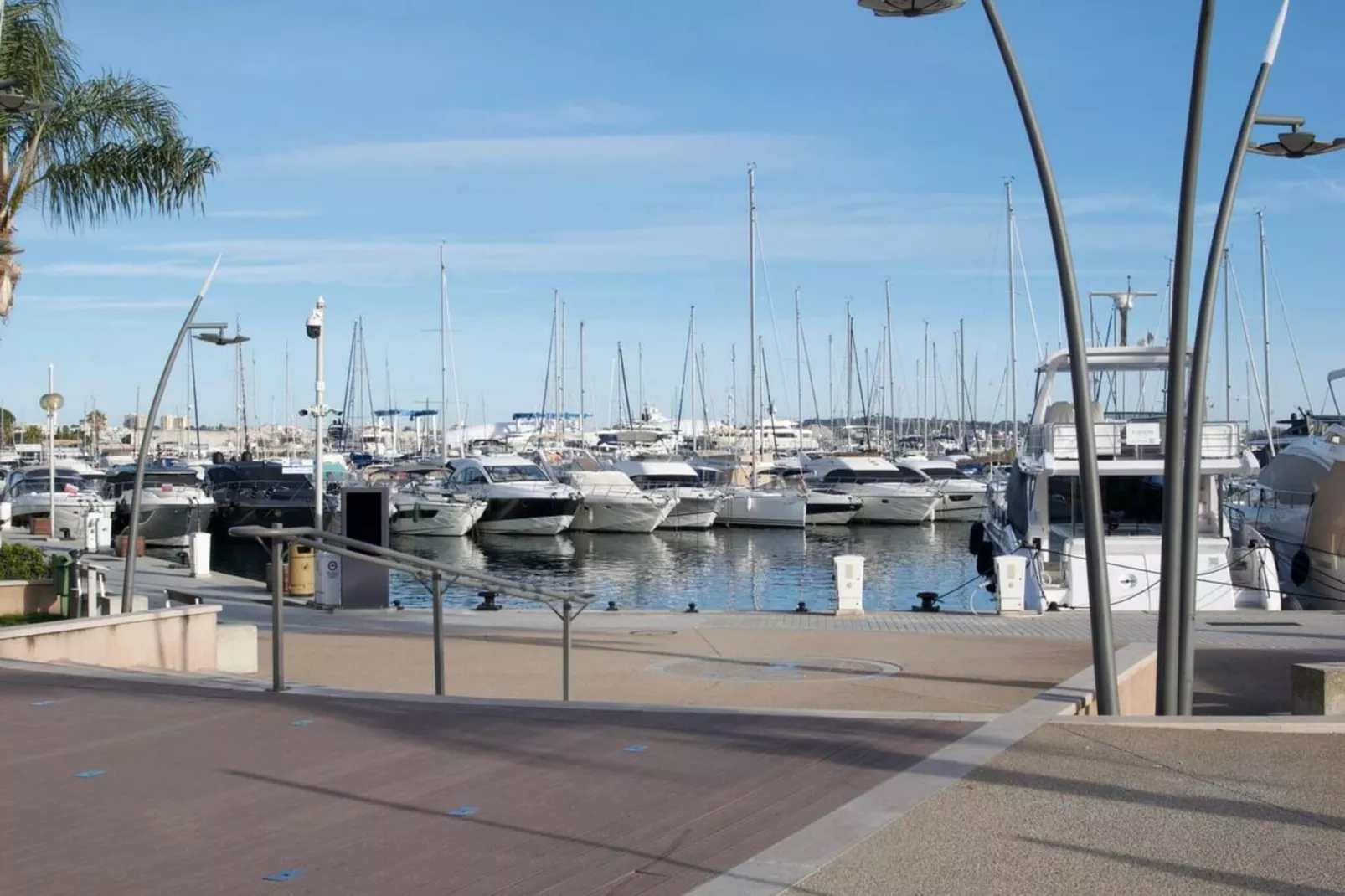 Vue Mer à Golfe-Juan Proche Cannes Plage et Garage-Gebieden zomer 1km