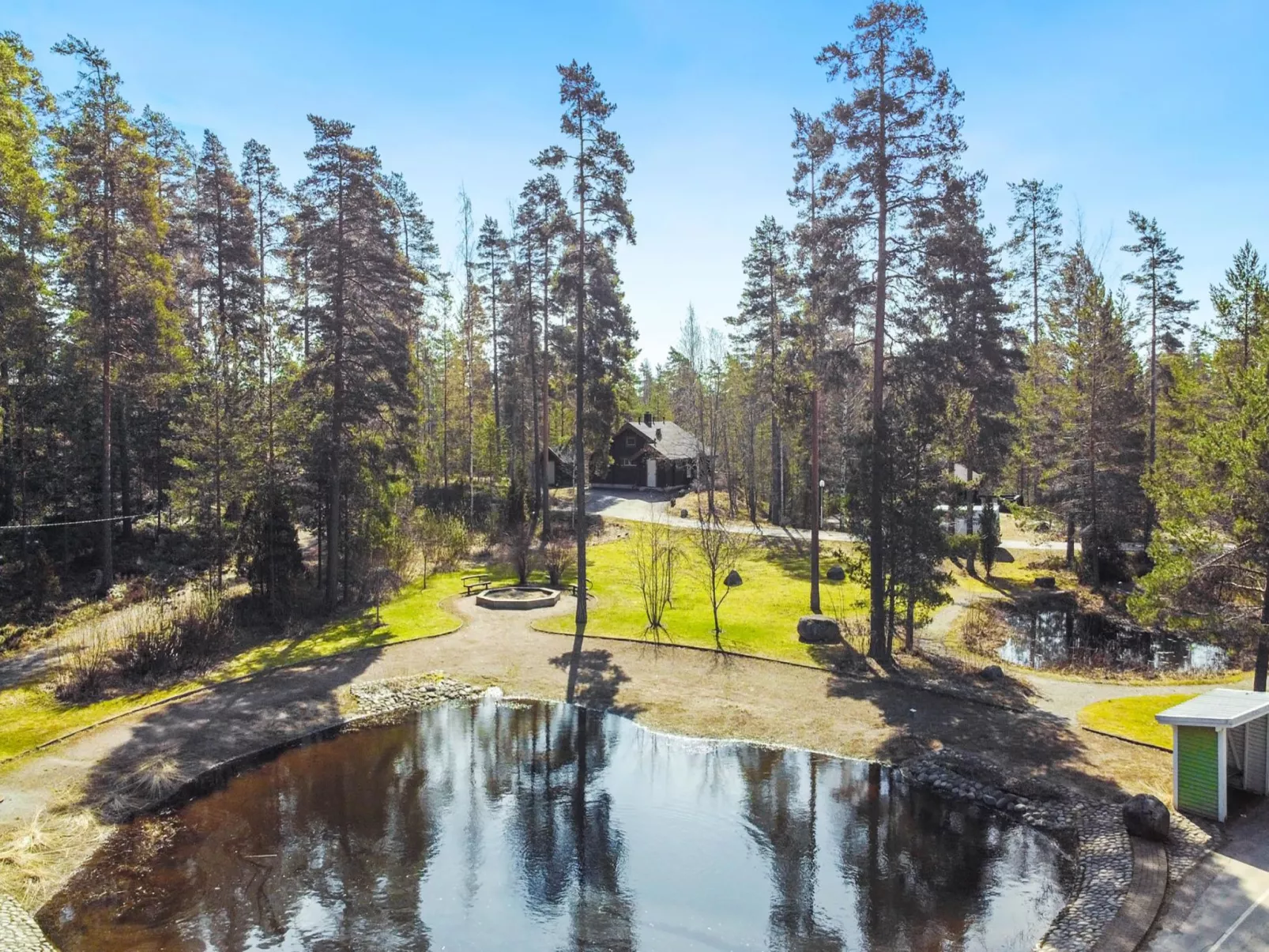 Villa virkeä-Buiten