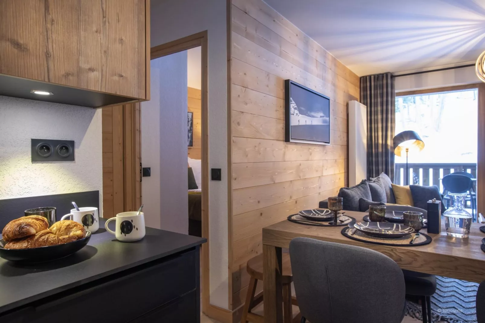 PLAGNE MONTALBERT Le Snoroc- A36S-Eetkamer