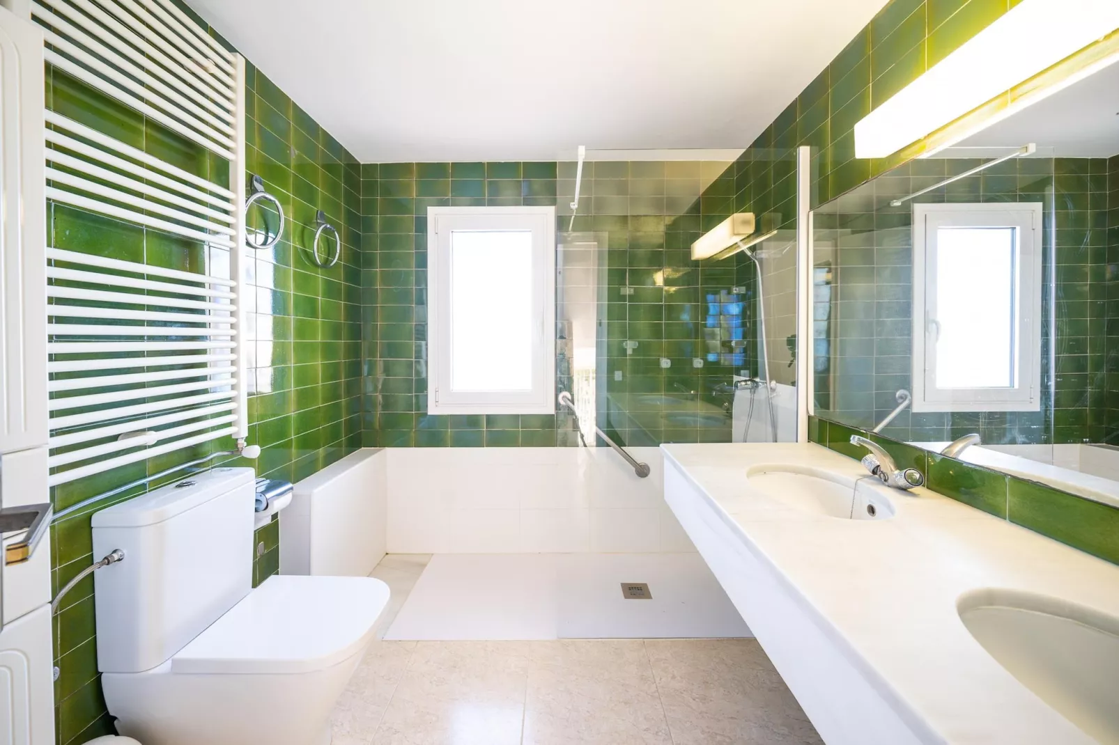 Mireia-Badkamer