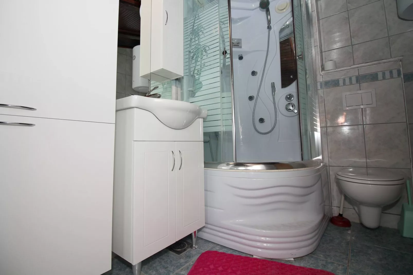 Holiday Home Serov-Badkamer