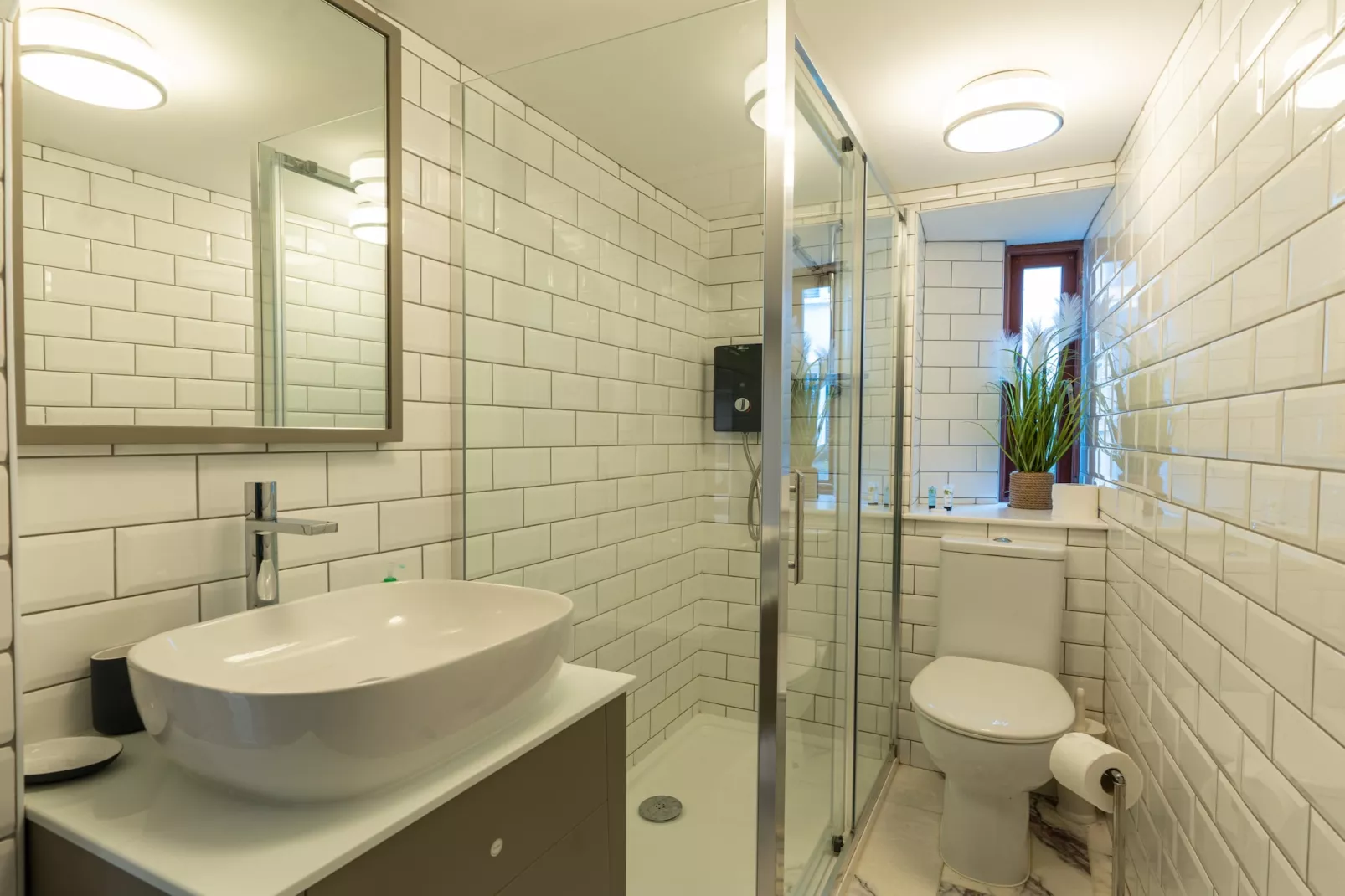 Old Harbour Cottage-Badkamer