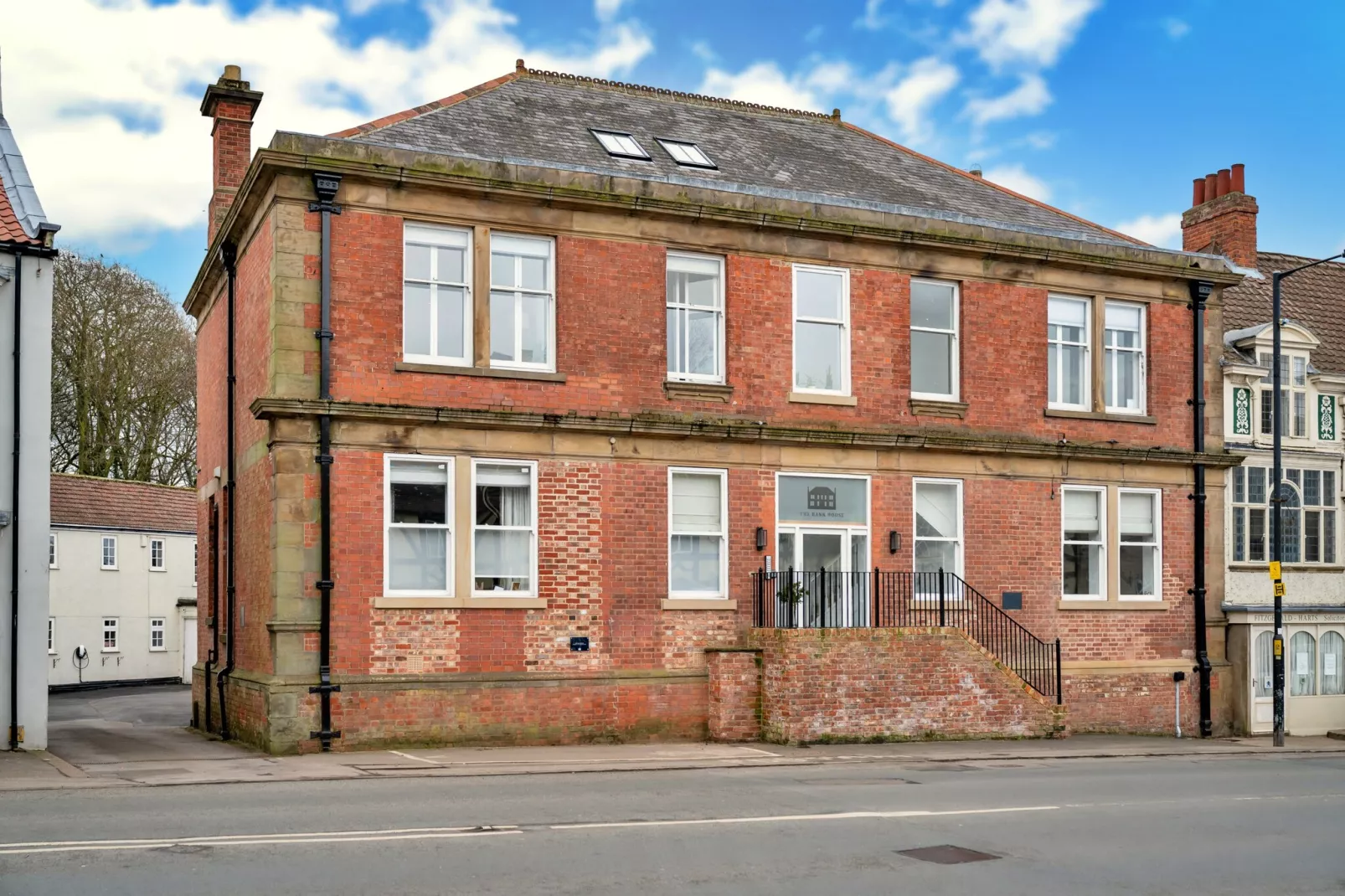 The Bank House-Buitenlucht