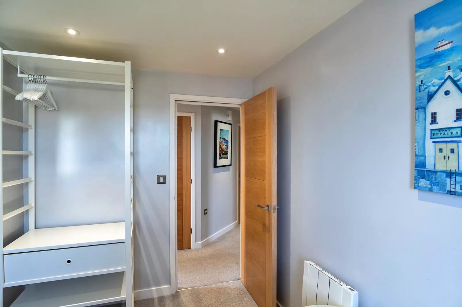 Number 10, Montpellier Apartments-Slaapkamer