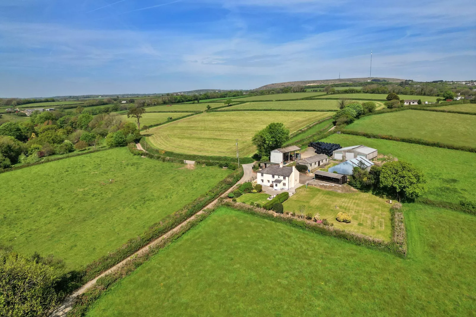 Cutkieve Farm Cottage-Tuinen zomer