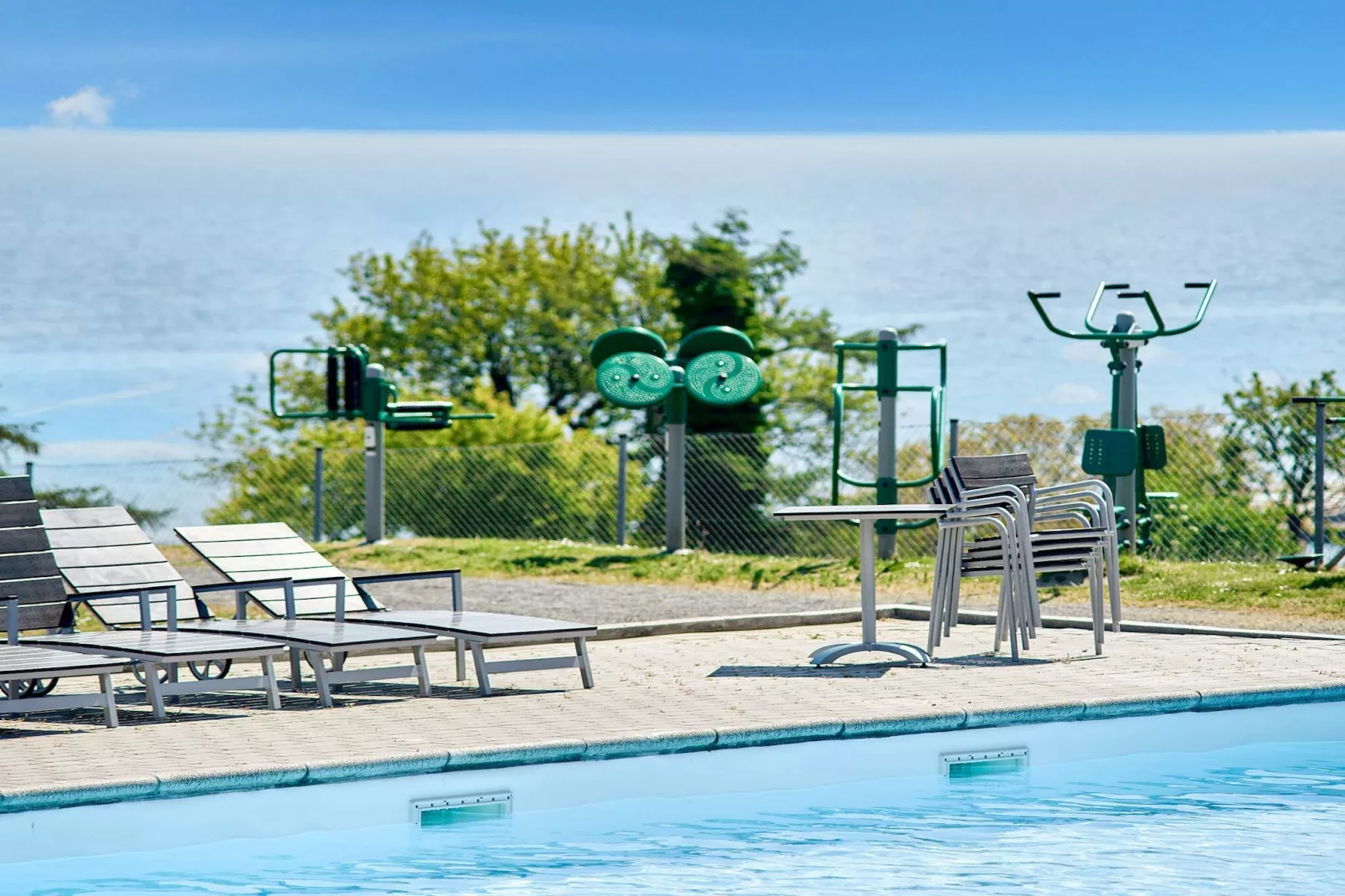 3 room w/seaview-Uitzicht