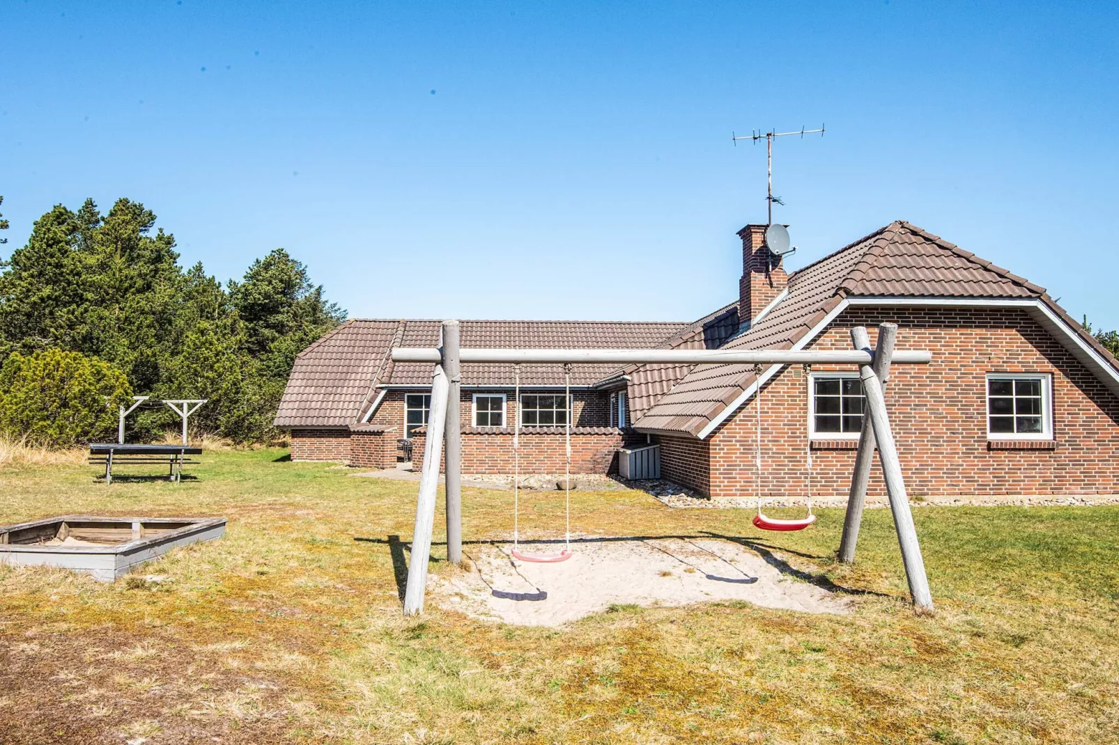 10 persoons vakantie huis in Blåvand-Uitzicht