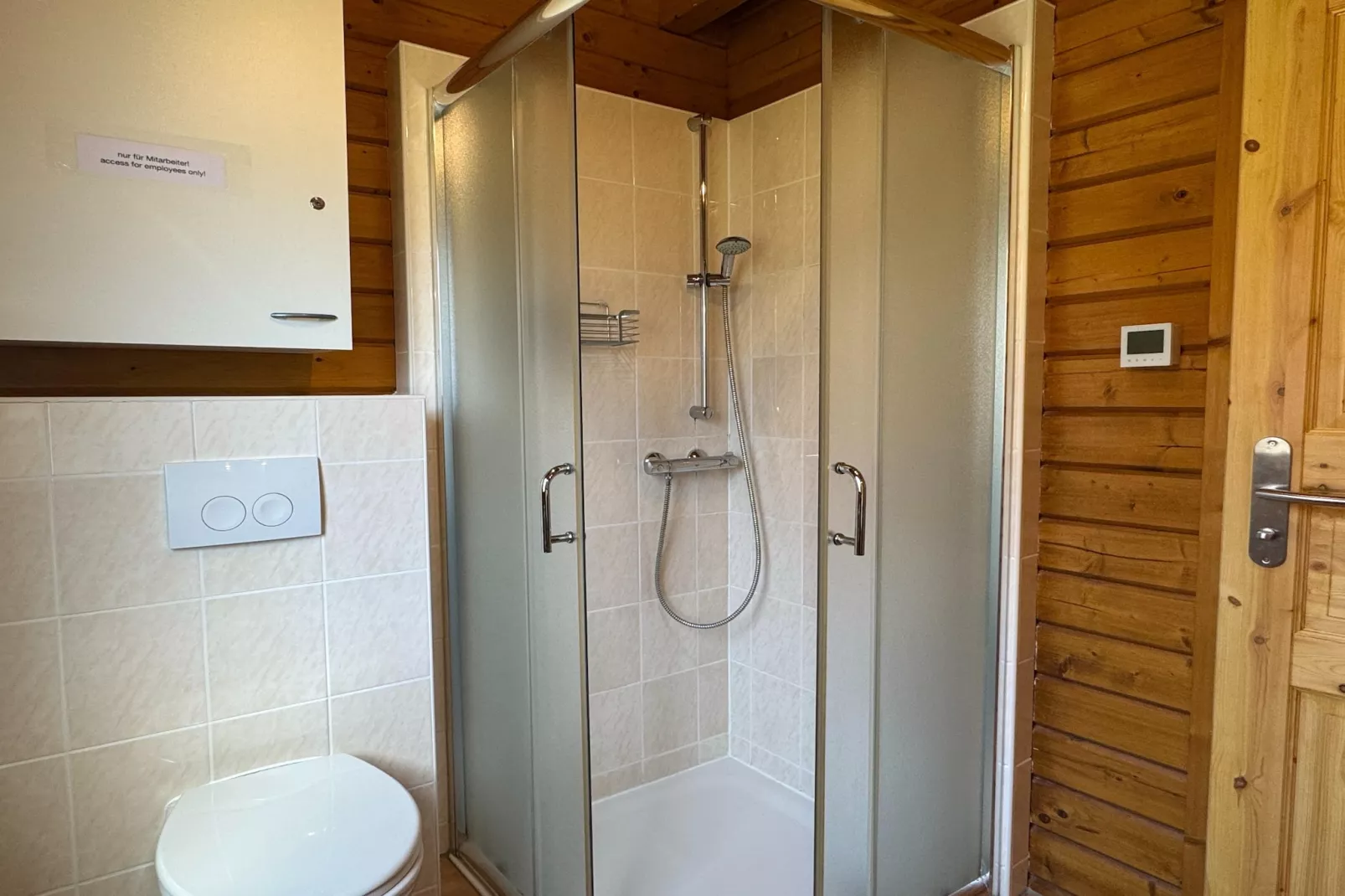 Blockhaus II-Badkamer
