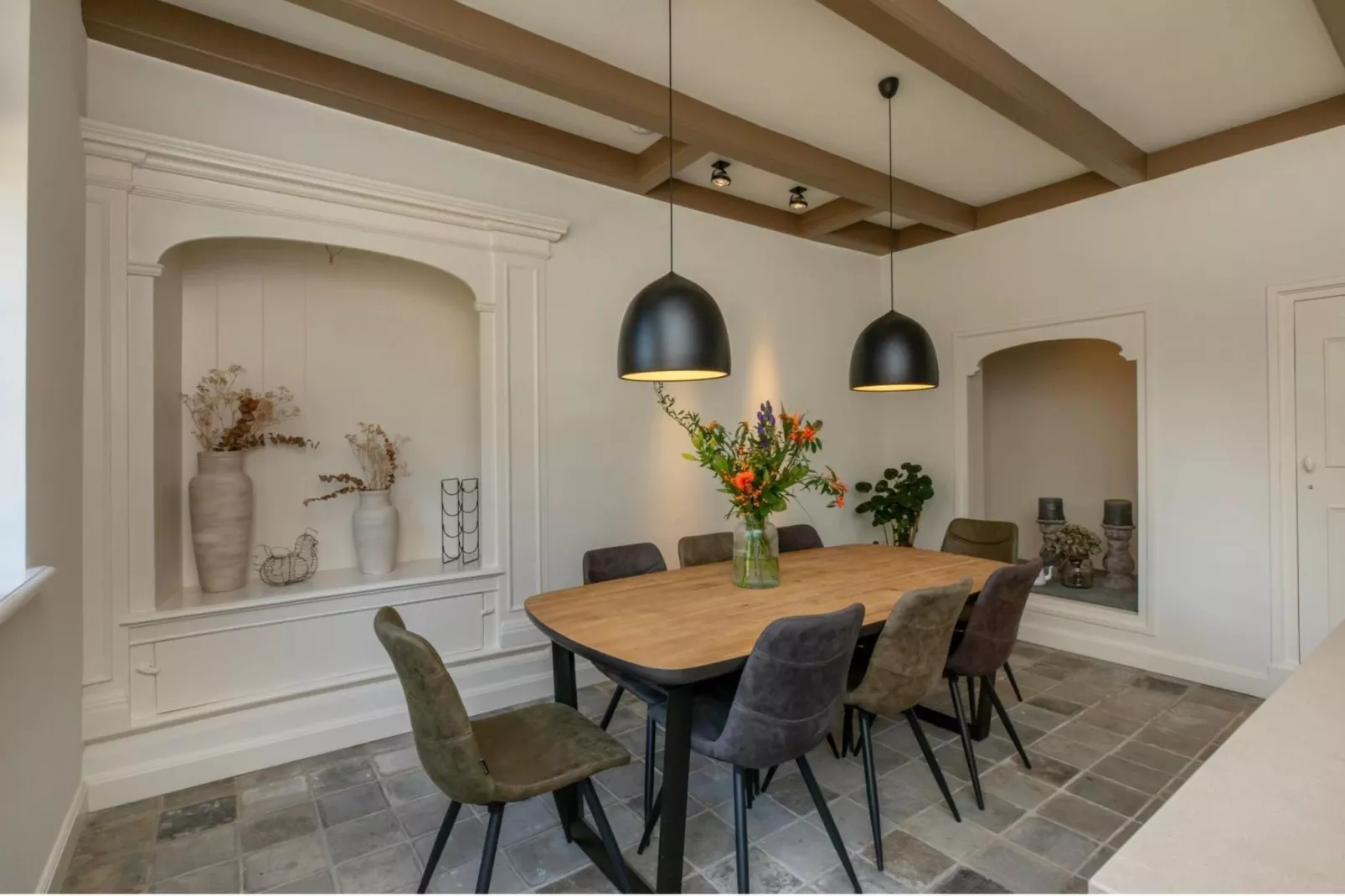 Vakantiehuis 'Boerderij Molenhof' - Stationsweg 5  Heinkenszand-Eetkamer