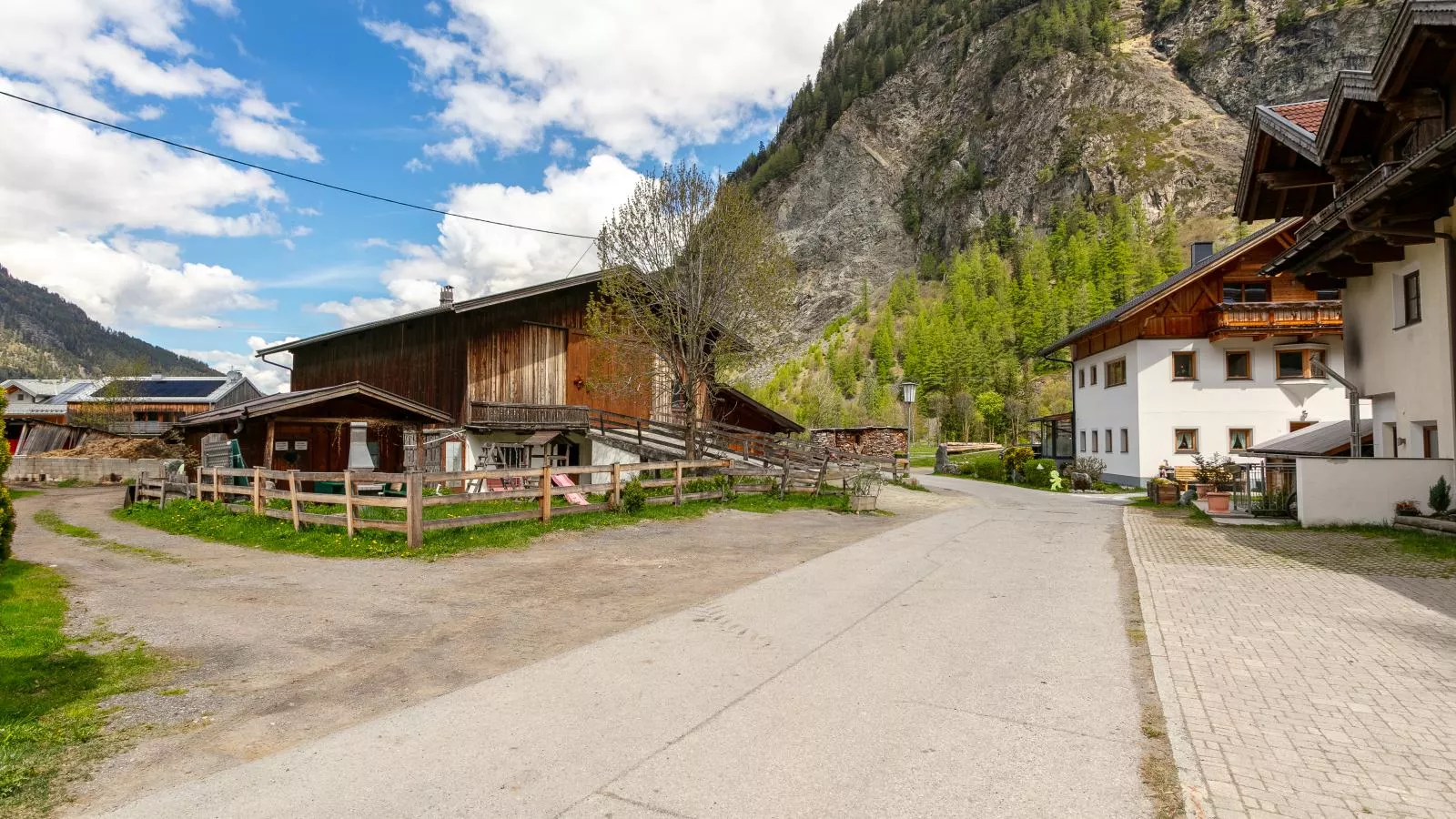 Schweizerhof Apfelrose-Gebieden zomer 1km