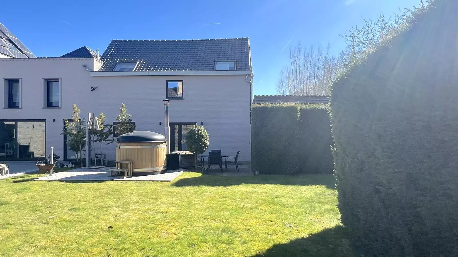 Casa Anja-Buitenkant zomer