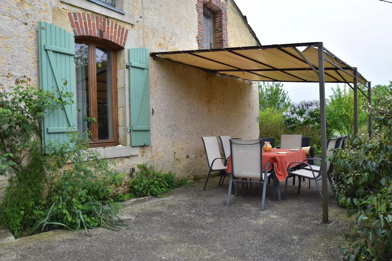 Gite 6 pers près de Châteauroux-Terrasbalkon