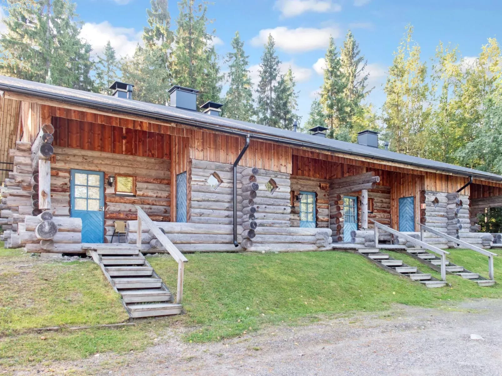 Vuokatinportti a 12-Buiten