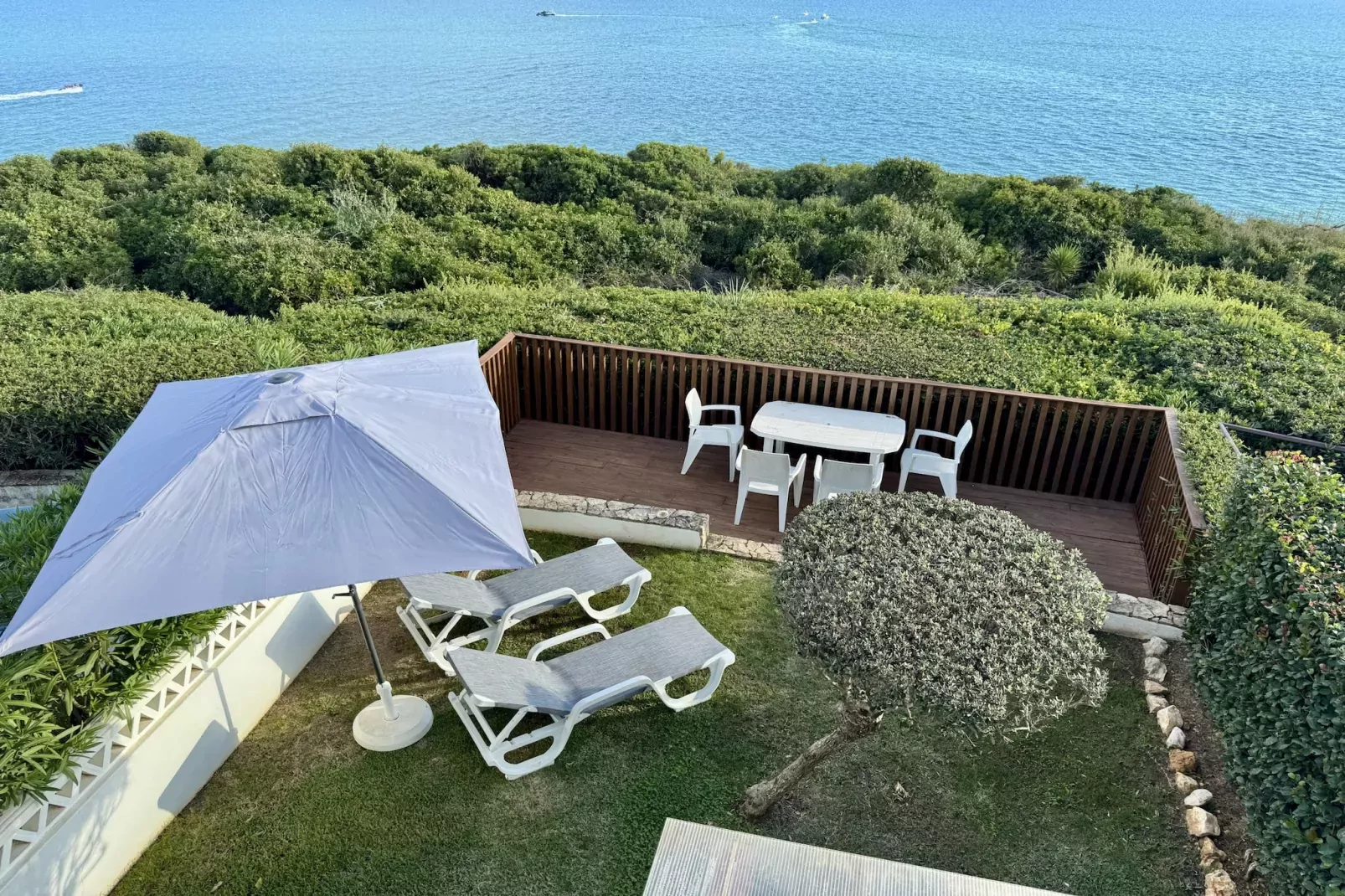 06 Terraços de Benagil (Casa Rosa Azul)-Tuinen zomer