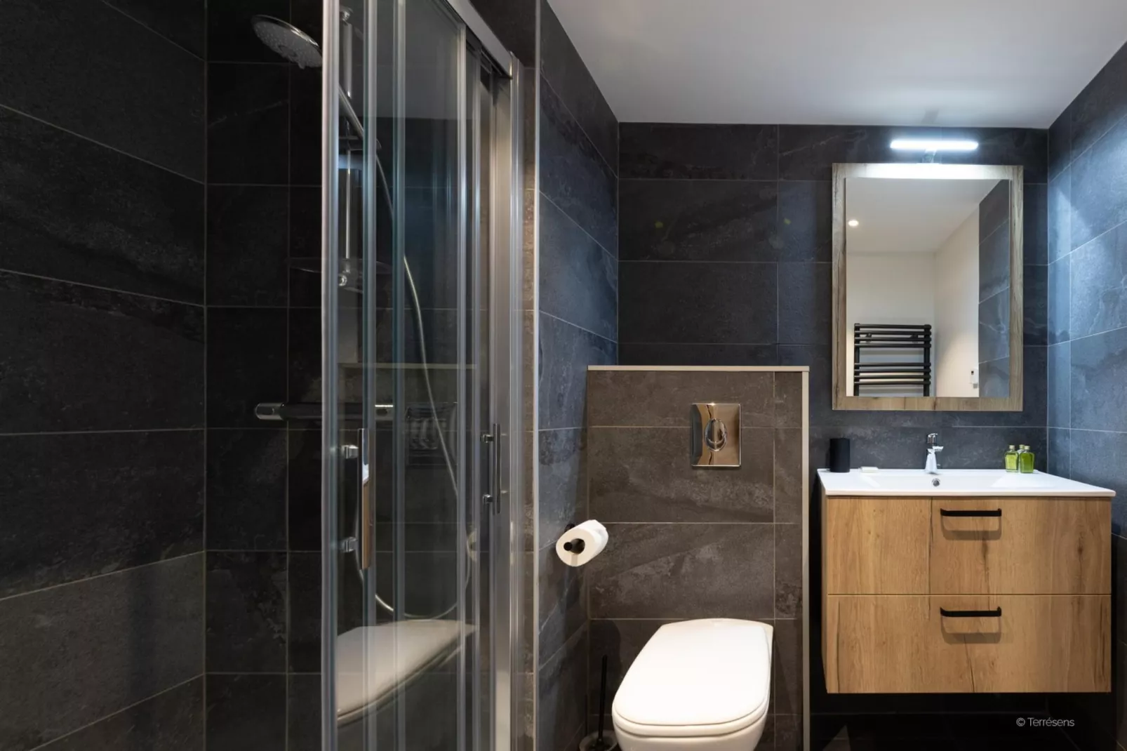 SERRE CHEVALIER Le Cristal Lodge-A36S-Badkamer