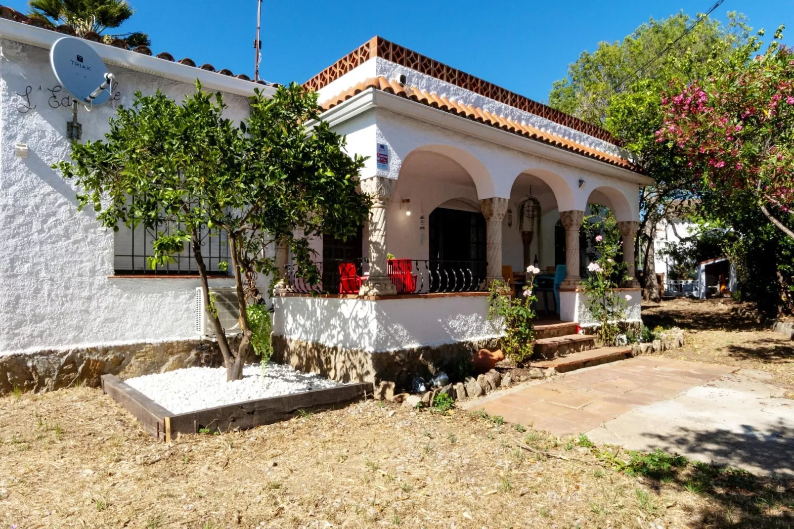 1215 BAIX CAMP casa con jardin-Uitzicht zomer