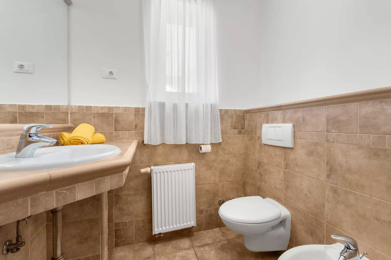 Villa Beauty with Private Pool-Badkamer
