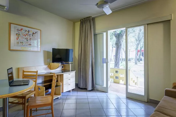 Holiday resort Riva degli Etruschi San Vincenzo-Ville Comfort  Trilo-SANGIOVETO 200 m dal mare-Woonkamer