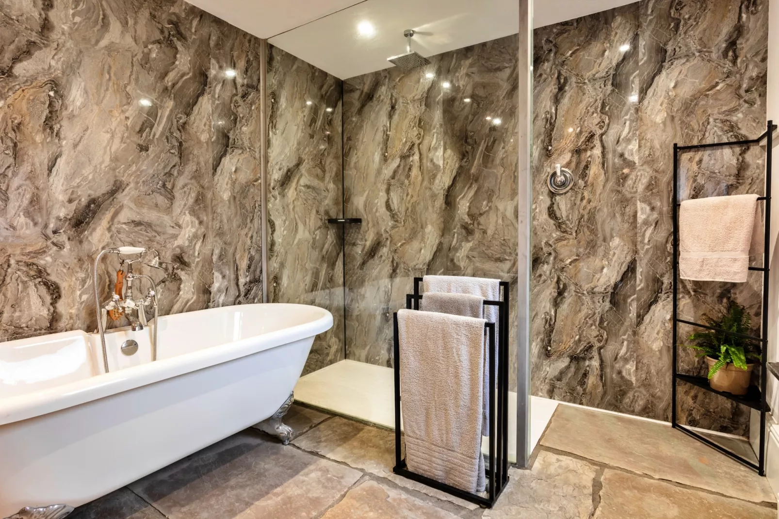 Upper Howick House-Badkamer