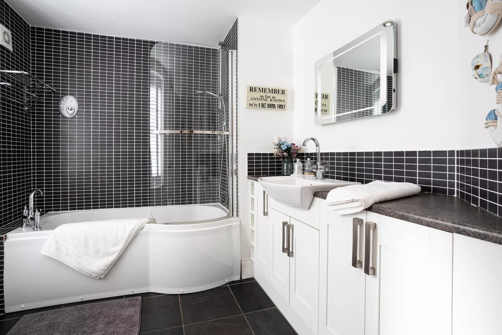 Lighthouse Cottage-Badkamer