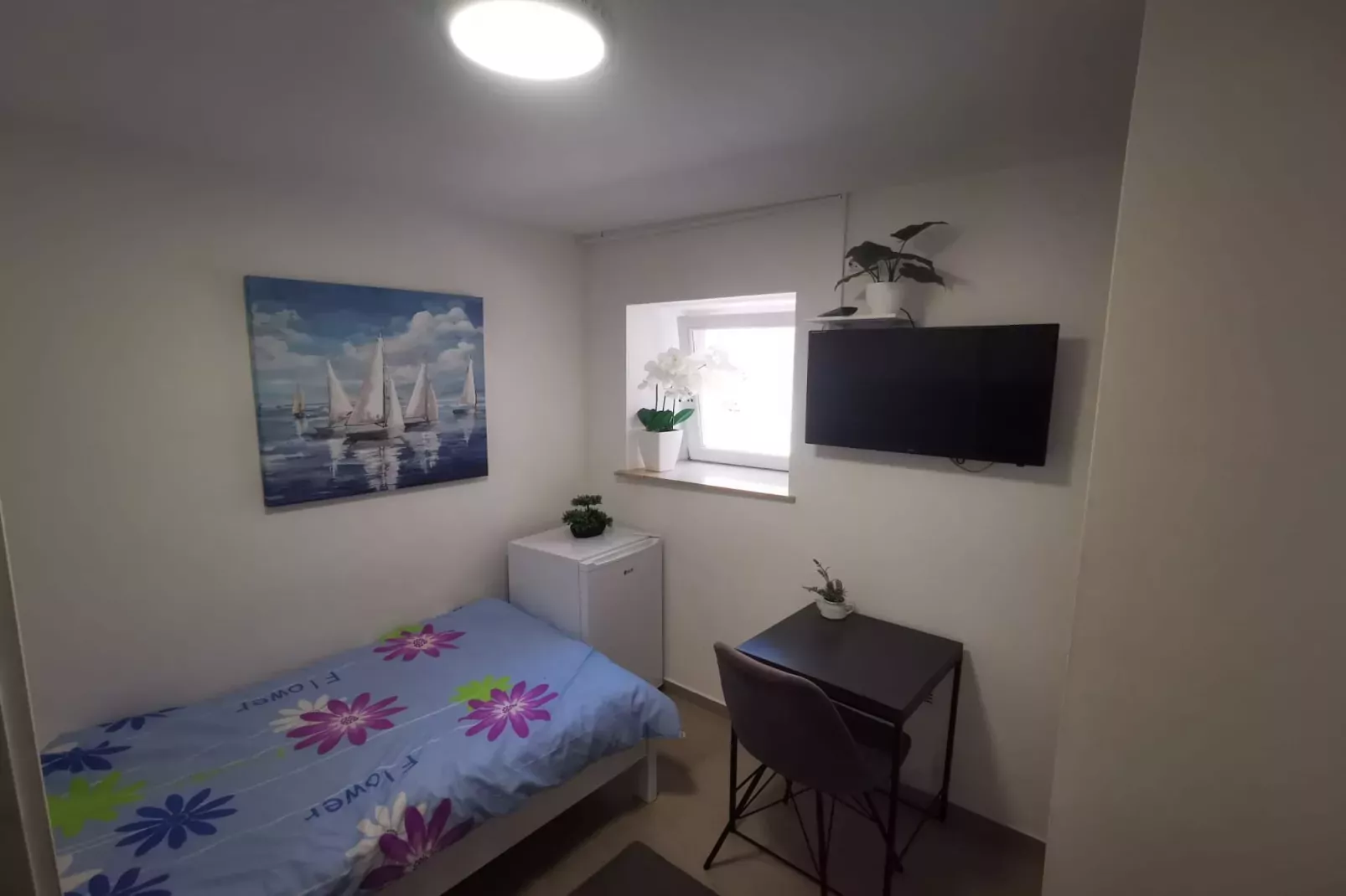 Sea View Holiday Home Umag - Three Bedroom Holiday Home-Slaapkamer