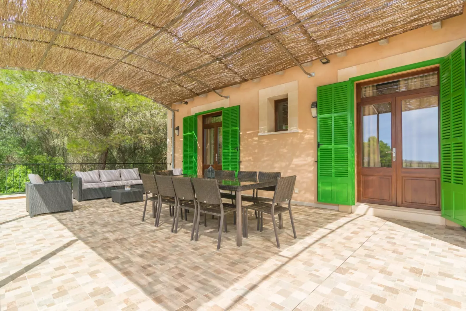 RomanÍ Des Figueral-Terrasbalkon