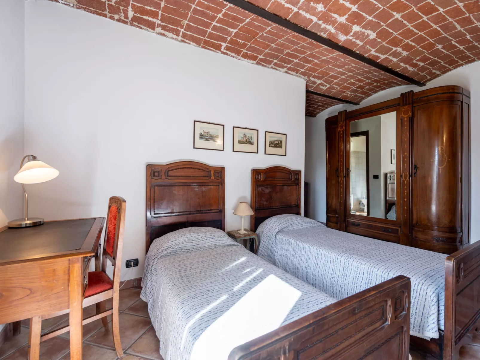 Relais San Desiderio-Binnen