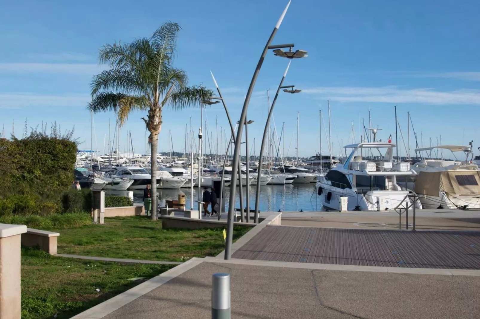 Vue Mer à Golfe-Juan Proche Cannes Plage et Garage-Gebieden zomer 1km
